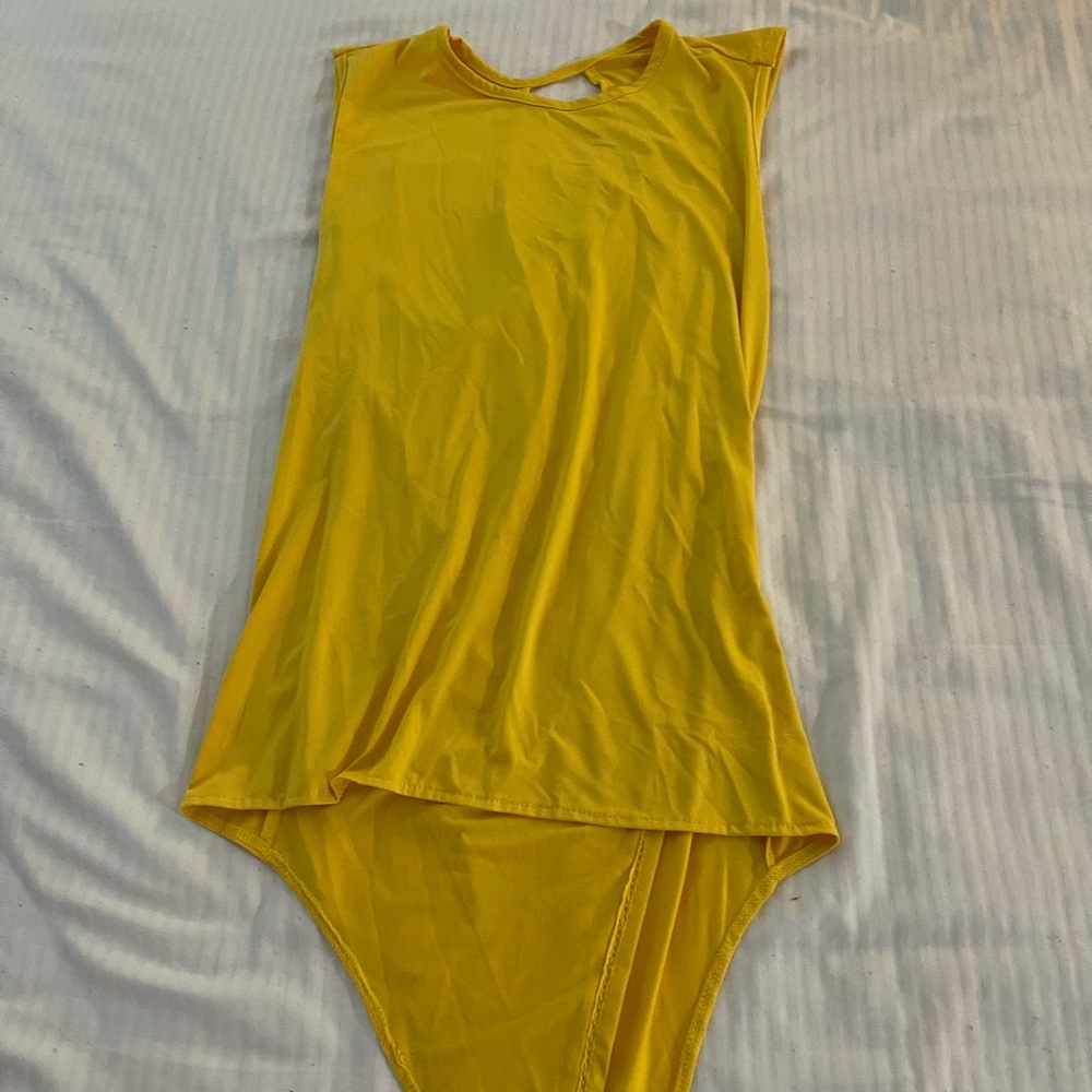 Yellow shirt